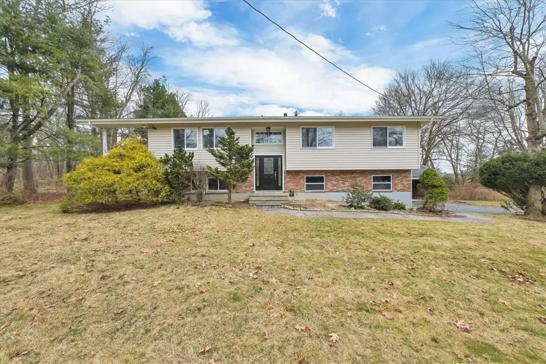 Granite Springs, NY 10527,125 Bonnie Brae CT