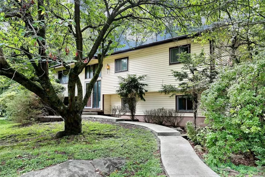 115 Smith Hill RD, Suffern, NY 10901