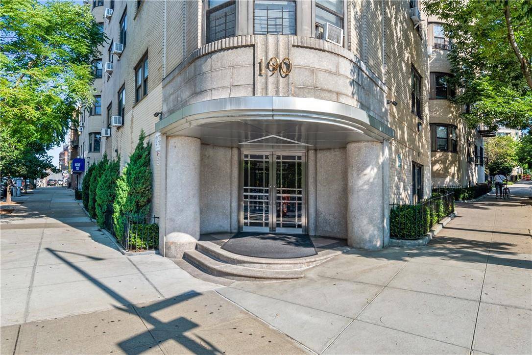 190 E Mosholu Pkwy #1D, Bronx, NY 10458