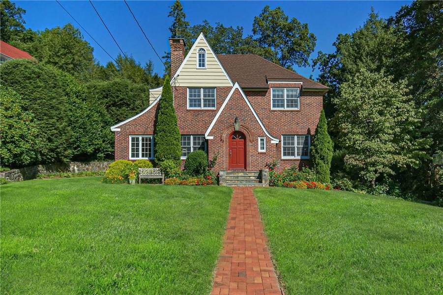 47 Sunrise AVE, Katonah, NY 10536