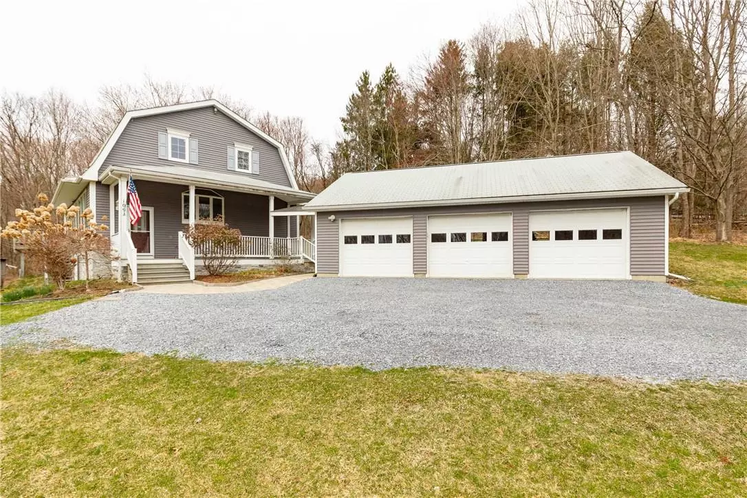 Millbrook, NY 12545,109 Brush Hill RD