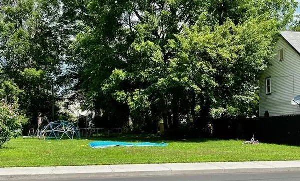 12 Ferry ST, Port Jervis, NY 12771