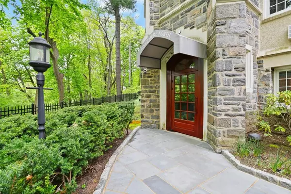 Bronxville, NY 10708,1 Rivermere #1F