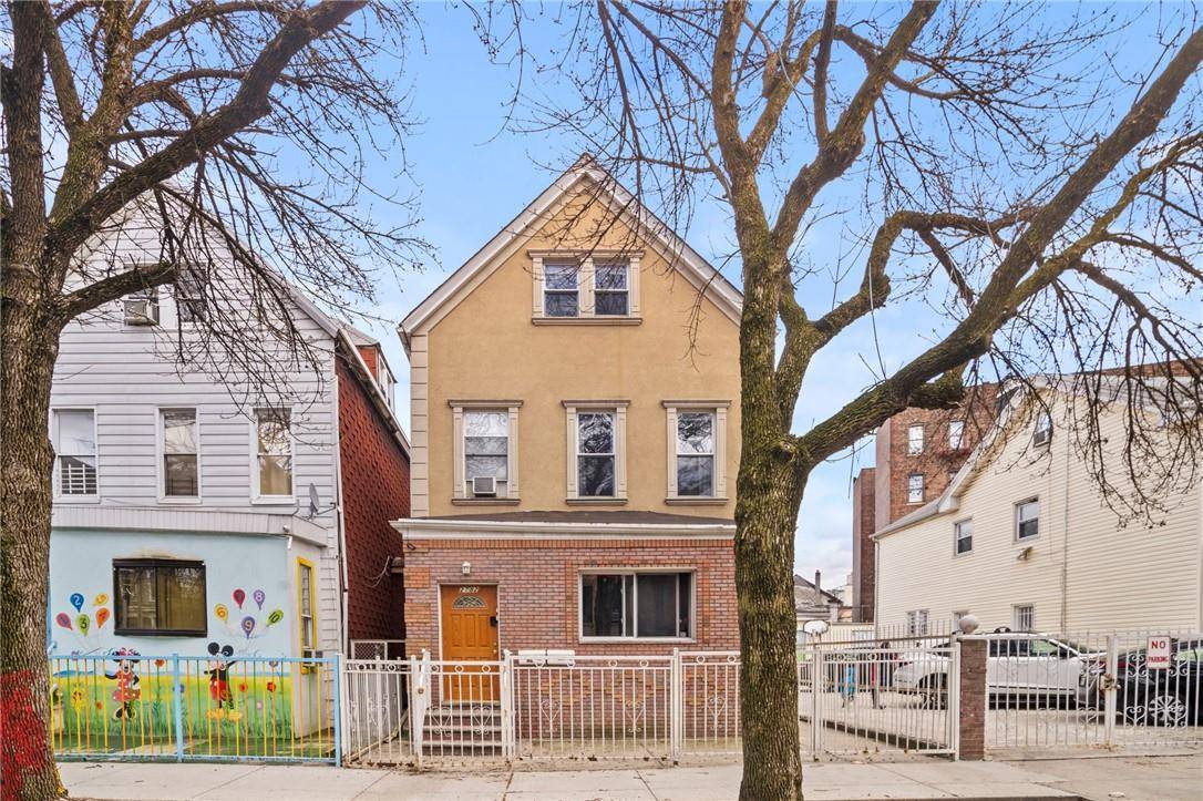 2782 Pond PL, Bronx, NY 10458