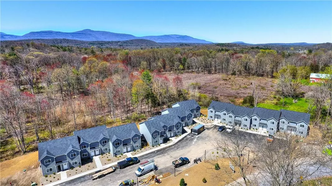 23 Moka PL, Saugerties, NY 12477