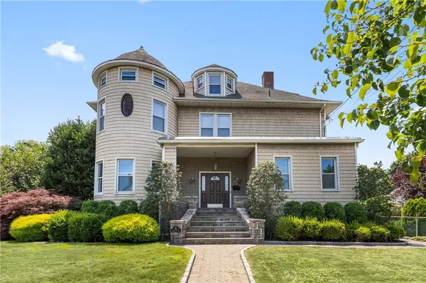 65 Woodland AVE, New Rochelle, NY 10805