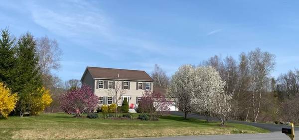 57 Country View RD, Millerton, NY 12546