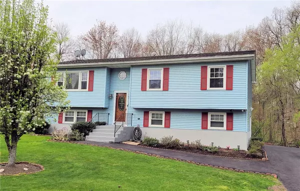 Wappingers Falls, NY 12590,18 Bell Air LN