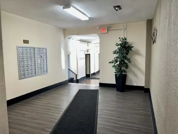 Mount Vernon, NY 10553,590 E Third ST #4O