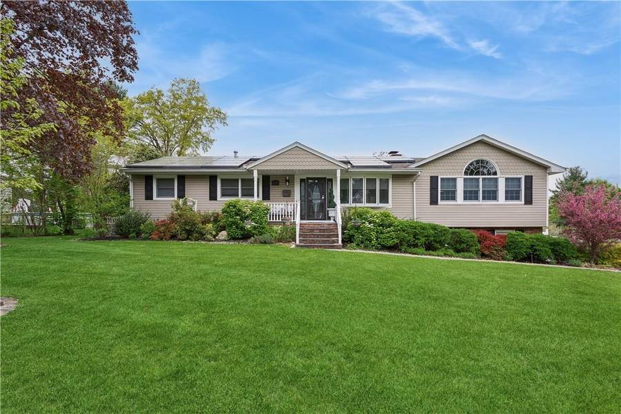 4 Flitt ST, West Nyack, NY 10994