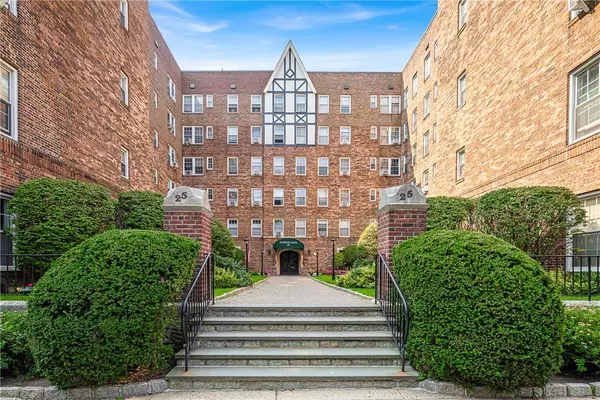 25 Parkview AVE #3H, Bronxville, NY 10708