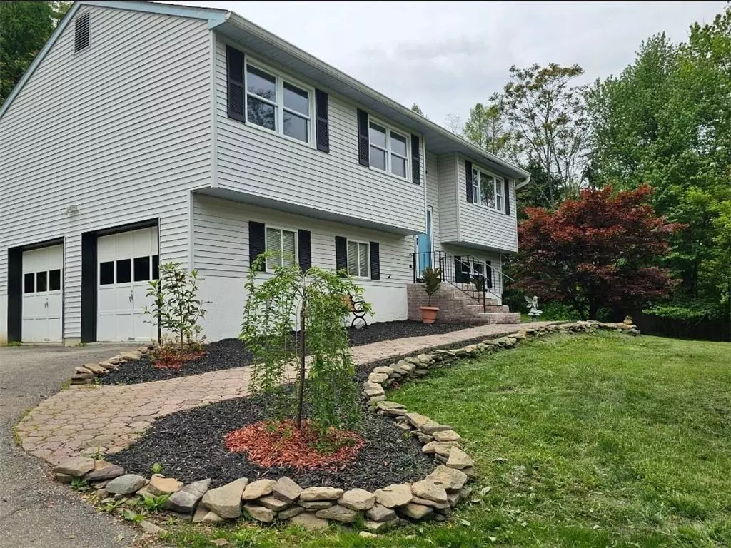 Wappingers Falls, NY 12590,94 Old State RD