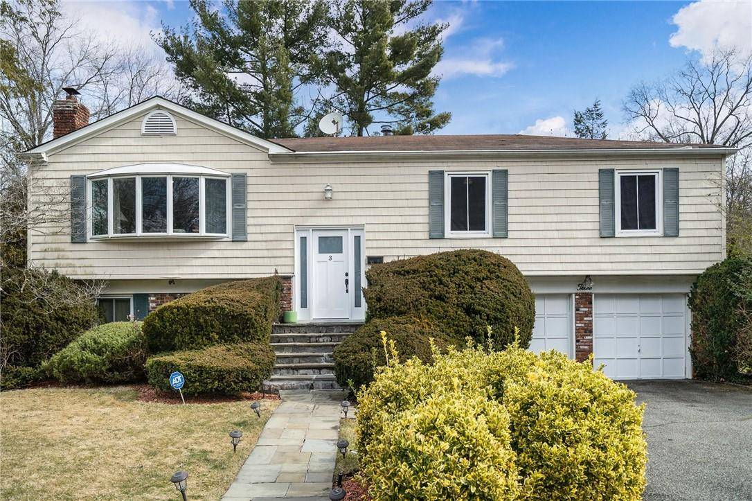 3 Greentree DR, Scarsdale, NY 10583