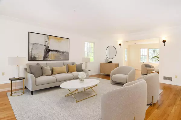 Dobbs Ferry, NY 10522,78 Oliphant AVE