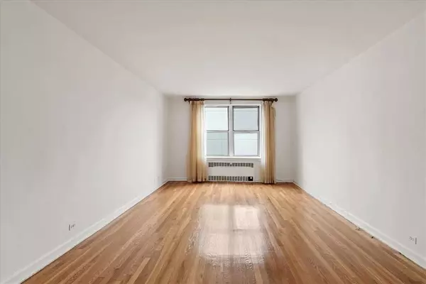 325 E 201 ST #5F,  Bronx,  NY 10458