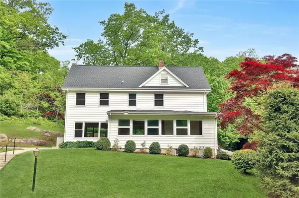 1610 Old Orchard ST, West Harrison, NY 10604