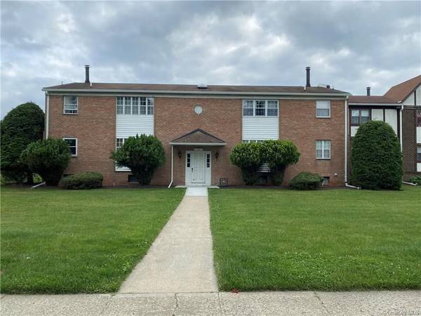 41 Weathervane DR #21, Washingtonville, NY 10992