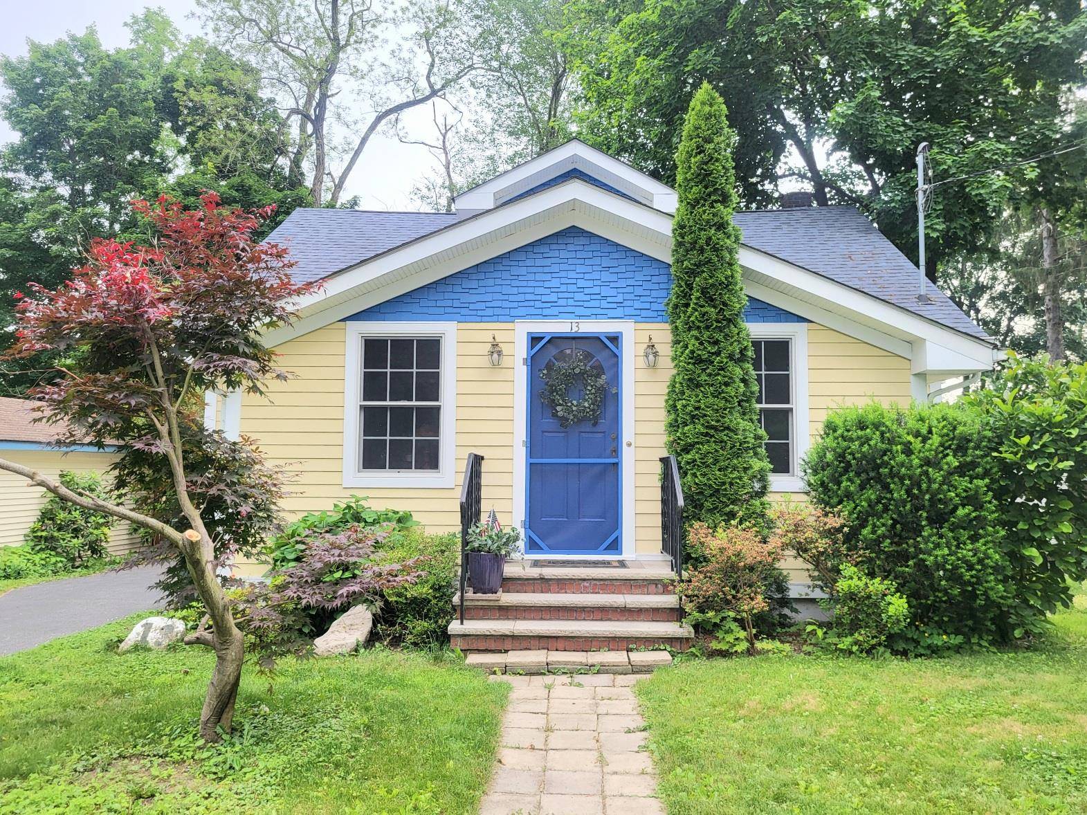 Greenwood Lake, NY 10925,13 Walnut ST