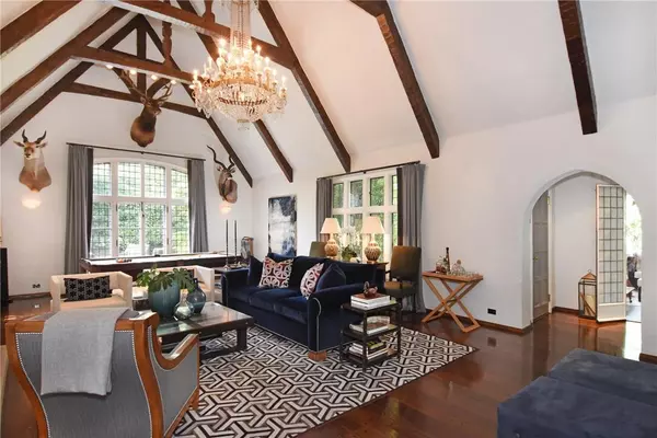 Bronxville, NY 10708,5 Rittenhouse RD