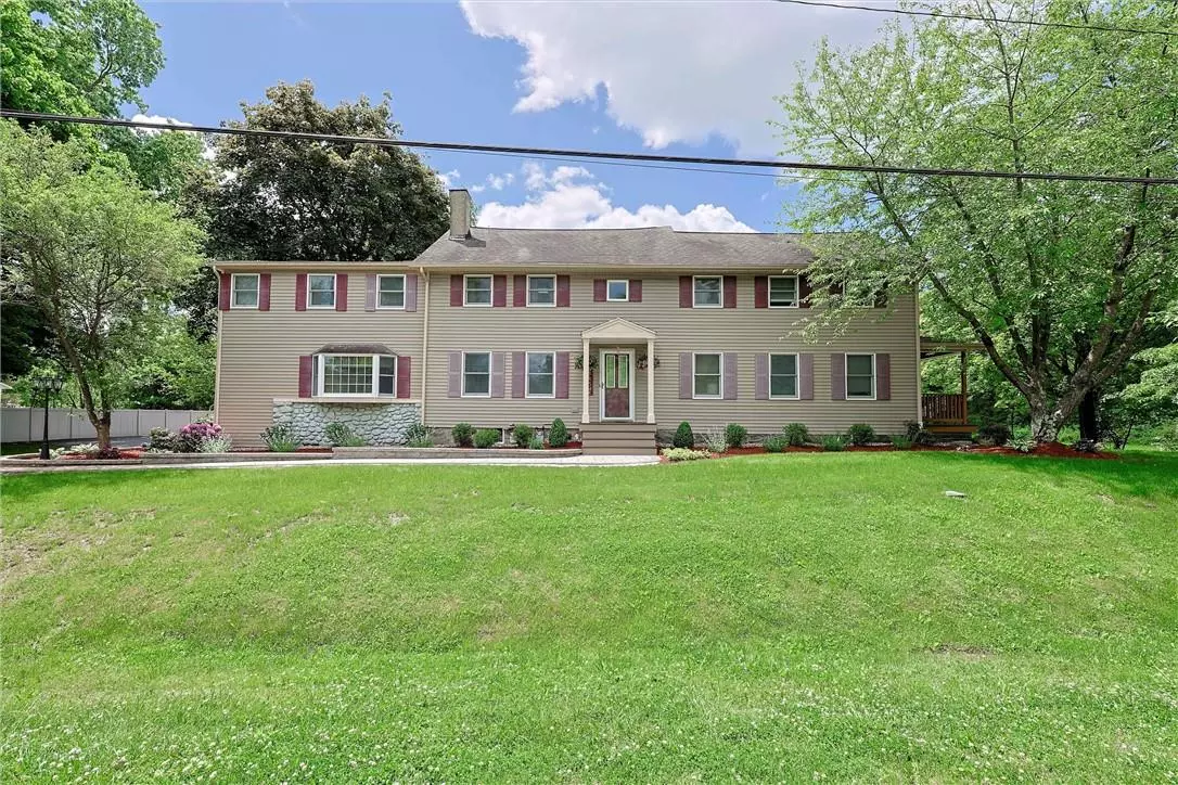 Montgomery, NY 12549,979 State Route 17k