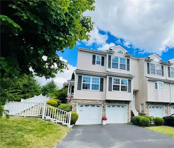 Wappingers Falls, NY 12590,5208 Boulder WAY