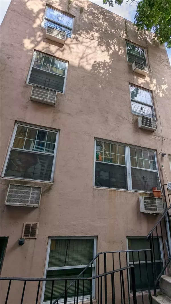 Bronx, NY 10457,1787 Monroe AVE