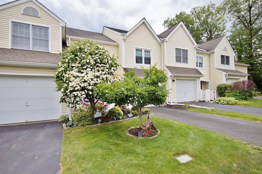 3 Wellington CT, Fishkill, NY 12524