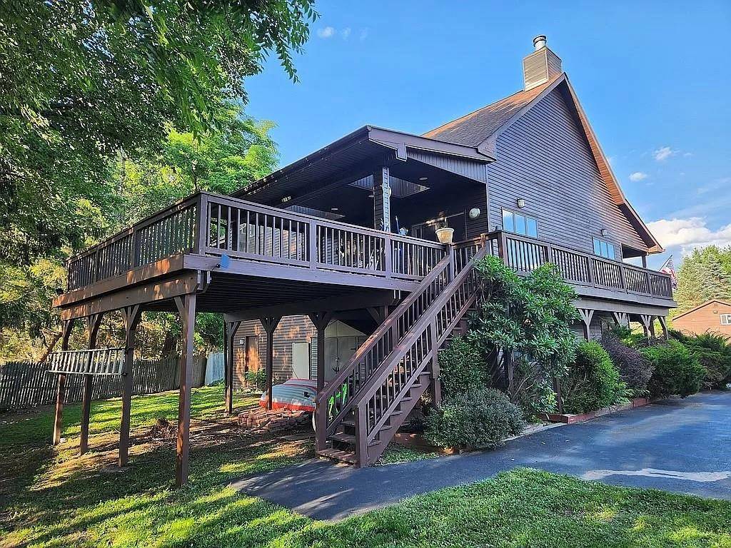Kauneonga Lake, NY 12749,29 Horseshoe Lake RD