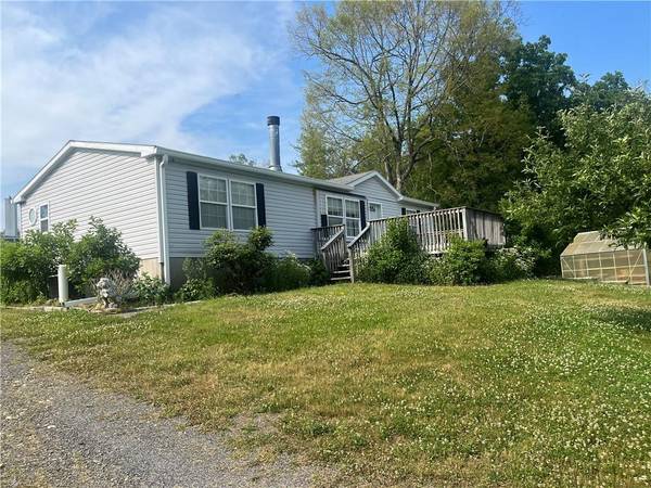 197 Hull RD,  Elizaville,  NY 12523