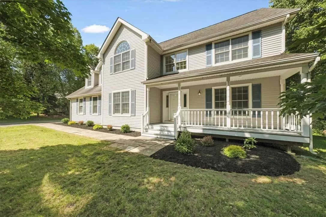 Ossining, NY 10562,2 Waterview DR
