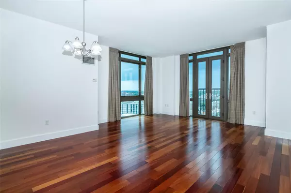 New Rochelle, NY 10801,175 Huguenot ST #1607