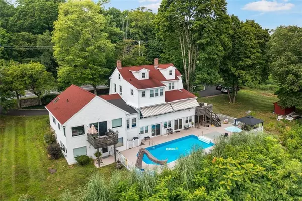 1863 Broadway, West Park, NY 12429