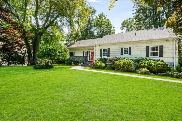 Mamaroneck, NY 10543,1036 Old White Plains RD