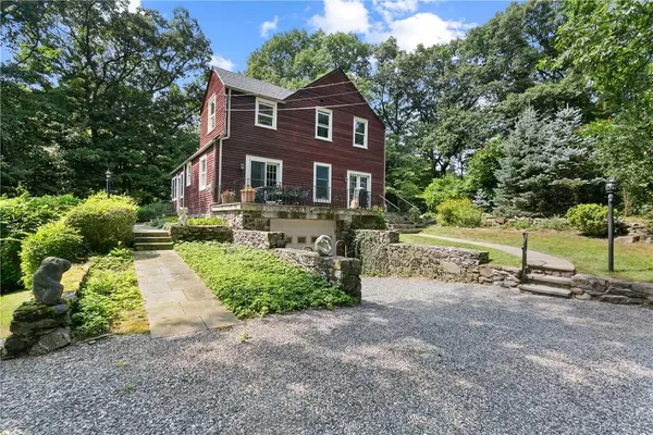 Briarcliff Manor, NY 10510,295 Hardscrabble RD