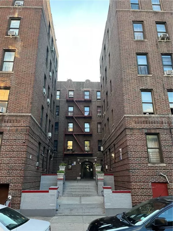 Bronx, NY 10467,3505 Wayne AVE