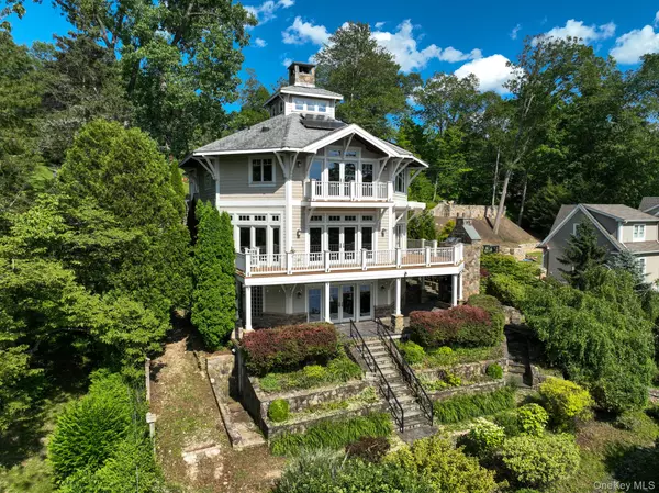 South Salem, NY 10590,33 Truesdale Lake DR