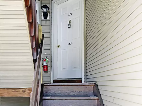 New Windsor, NY 12553,1004 Washington GN