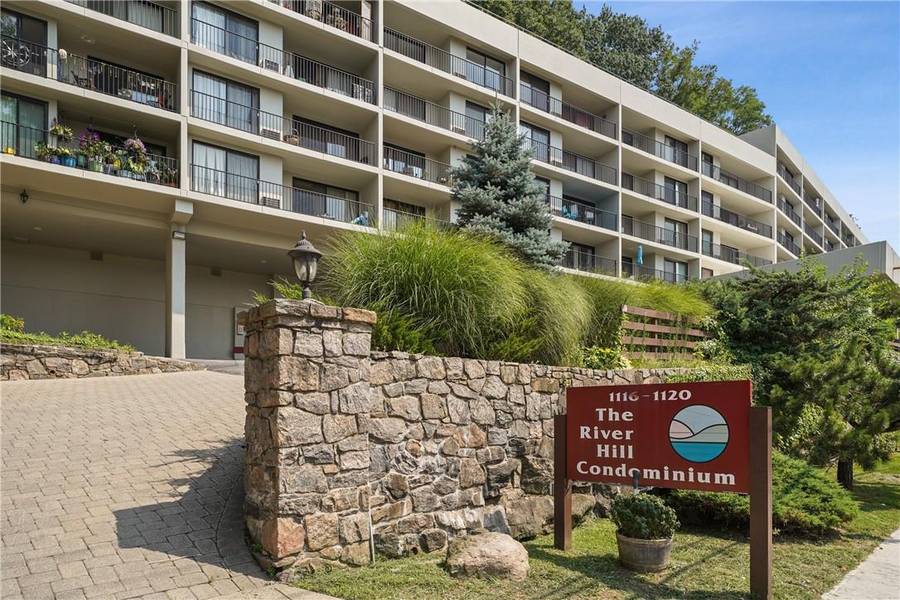 1116 Warburton AVE #2M, Yonkers, NY 10701