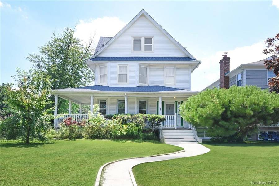 1091 Hunter AVE, Pelham, NY 10803