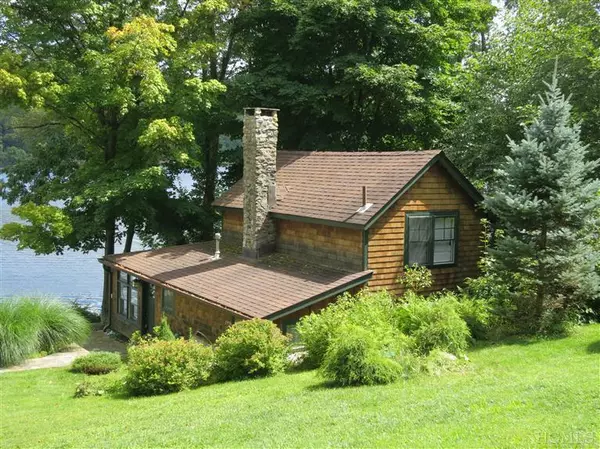 1682 Route 292,  Holmes,  NY 12531