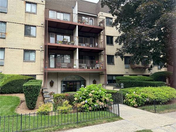 2201 Palmer AVE #2K,  New Rochelle,  NY 10801