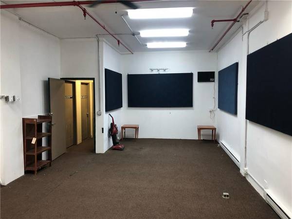 Buchanan, NY 10511,3199 Albany Post RD #157