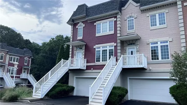 Nanuet, NY 10954,54 Alexander CT