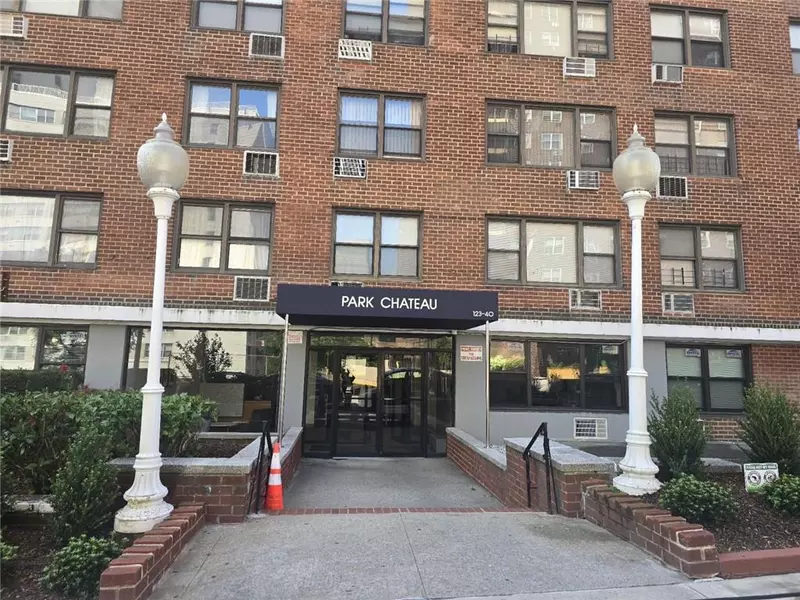 123-40 83rd AVE #4D, Kew Gardens, NY 11415