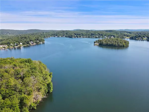 Mahopac, NY 10541,870 S Lake BLVD