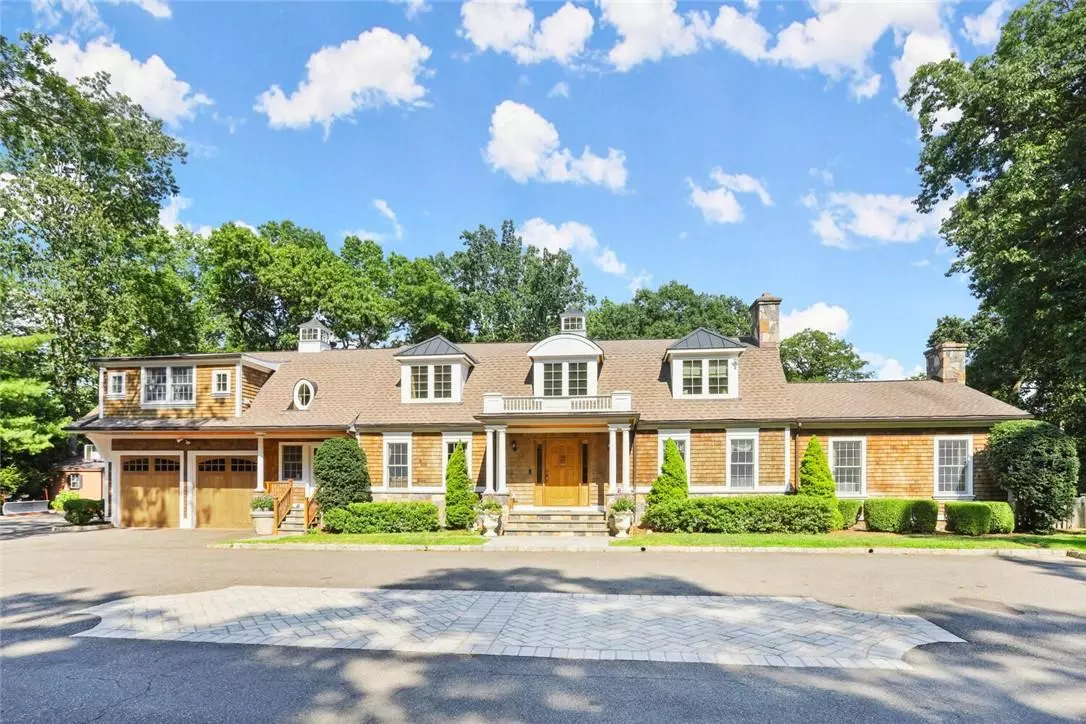 Pleasantville, NY 10570,11 Rockledge RD