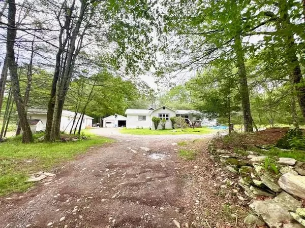 Highland Lake, NY 12743,52 Devlin RD