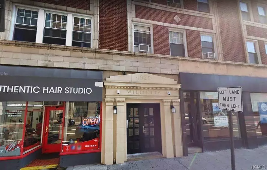 White Plains, NY 10601,196 Martine AVE #3D