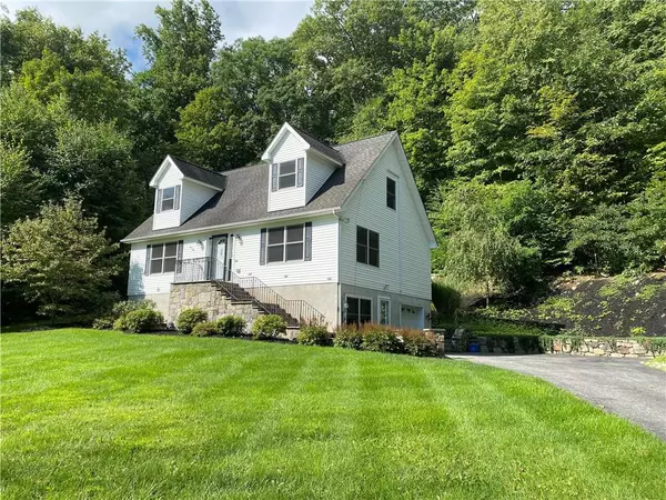 69 Barger ST, Putnam Valley, NY 10579