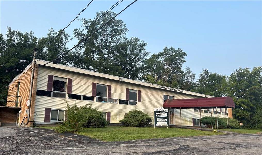 21 N Plank RD #L-1, Newburgh, NY 12550